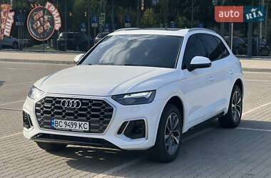 Внедорожник / Кроссовер Audi Q5 2020 в 