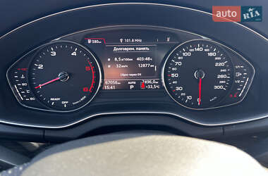 Внедорожник / Кроссовер Audi Q5 2018 в 