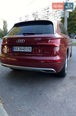 Внедорожник / Кроссовер Audi Q5 2019 в 