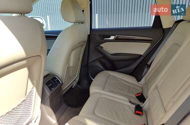 Внедорожник / Кроссовер Audi Q5 2015 в 