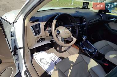 Внедорожник / Кроссовер Audi Q5 2015 в 
