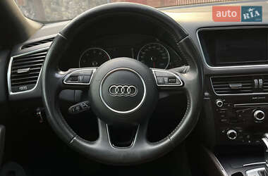 Внедорожник / Кроссовер Audi Q5 2015 в 