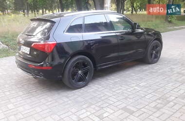 Внедорожник / Кроссовер Audi Q5 2010 в 