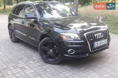 Внедорожник / Кроссовер Audi Q5 2010 в 