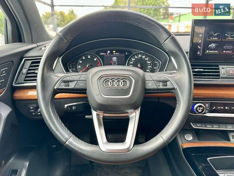 Внедорожник / Кроссовер Audi Q5 2021 в Одессе
