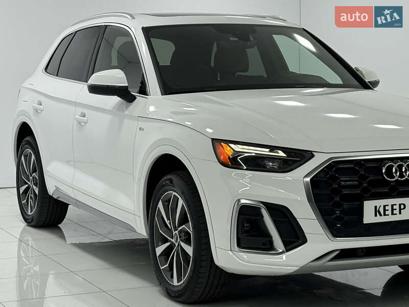 Внедорожник / Кроссовер Audi Q5 2022 в Одессе