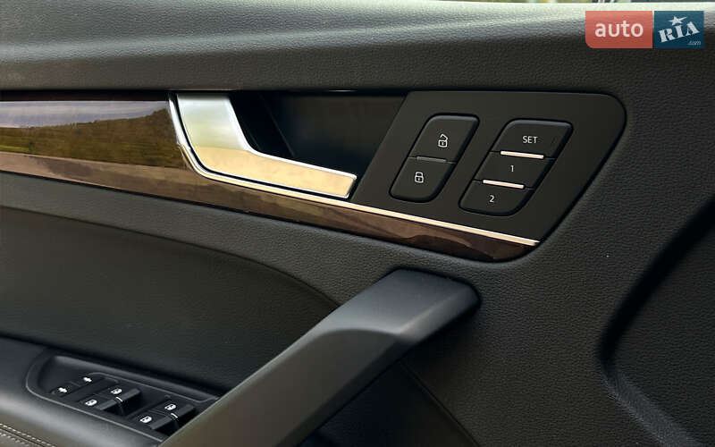 Внедорожник / Кроссовер Audi Q5 2019 в Львове