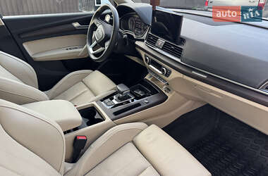 Внедорожник / Кроссовер Audi Q5 2023 в 