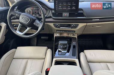 Внедорожник / Кроссовер Audi Q5 2023 в 