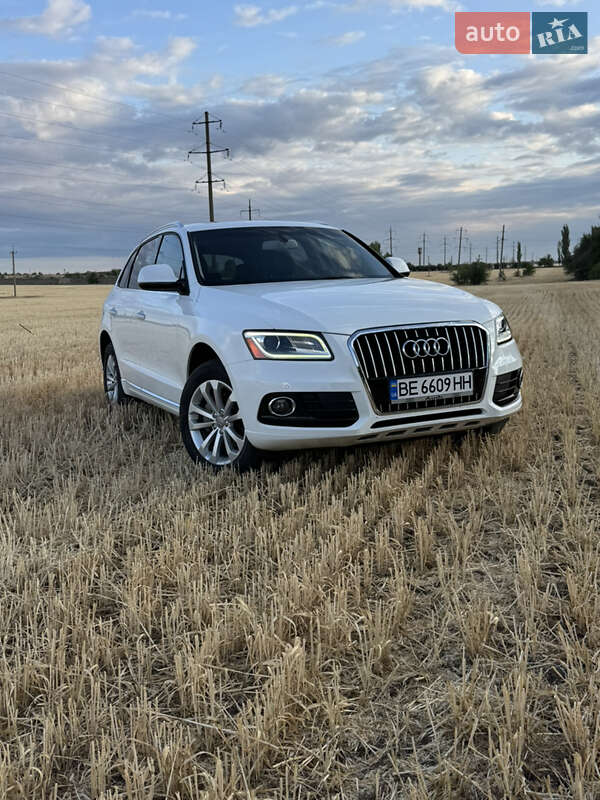 Позашляховик / Кросовер Audi Q5 2015 в Миколаєві