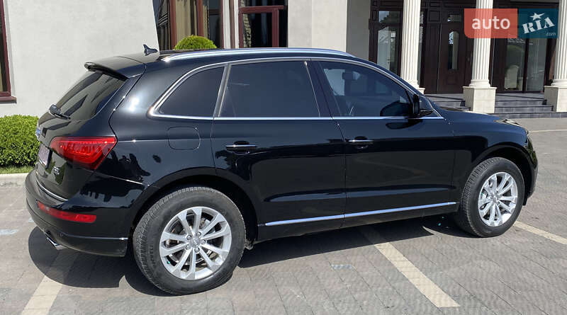 Внедорожник / Кроссовер Audi Q5 2015 в Стрые