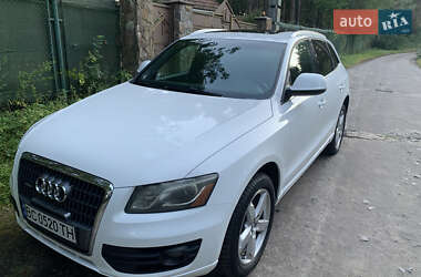 Внедорожник / Кроссовер Audi Q5 2010 в Судовой Вишне