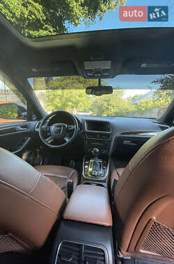 Внедорожник / Кроссовер Audi Q5 2012 в 