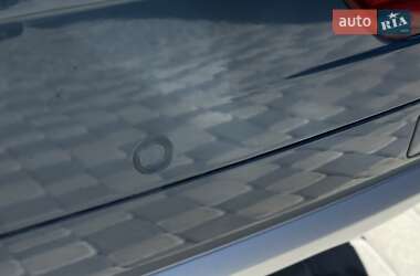 Позашляховик / Кросовер Audi Q5 2018 в 