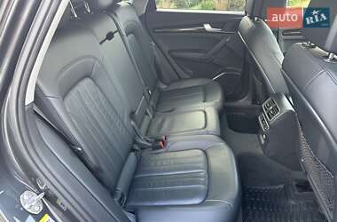 Внедорожник / Кроссовер Audi Q5 2017 в 