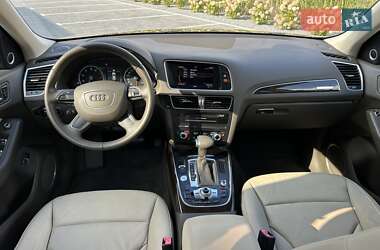 Внедорожник / Кроссовер Audi Q5 2012 в 