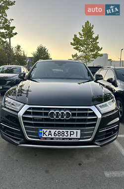 Позашляховик / Кросовер Audi Q5 2018 в Києві