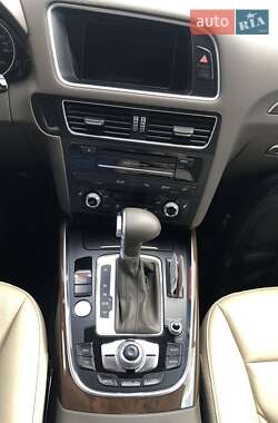Внедорожник / Кроссовер Audi Q5 2015 в 