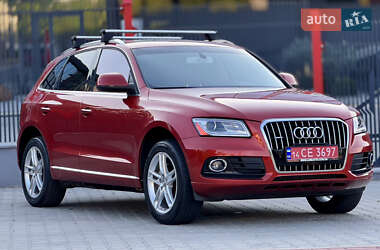 Внедорожник / Кроссовер Audi Q5 2015 в 