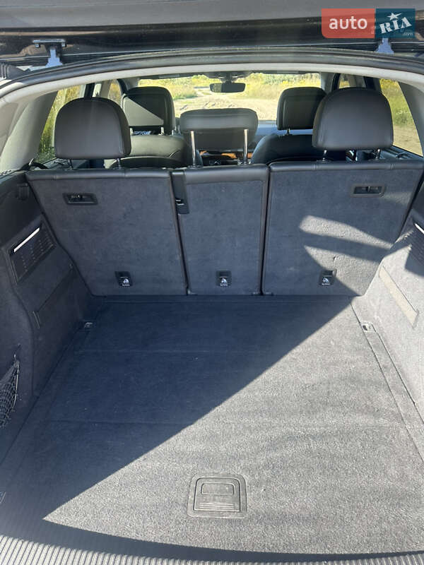 Внедорожник / Кроссовер Audi Q5 2018 в Вишневом