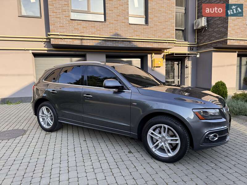 Позашляховик / Кросовер Audi Q5 2015 в Львові