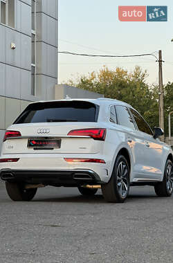 Внедорожник / Кроссовер Audi Q5 2023 в 