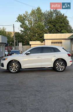 Внедорожник / Кроссовер Audi Q5 2023 в 