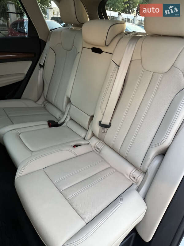 Позашляховик / Кросовер Audi Q5 2023 в Одесі