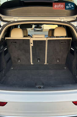 Внедорожник / Кроссовер Audi Q5 2023 в 