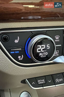 Внедорожник / Кроссовер Audi Q5 2023 в 