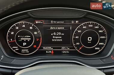 Позашляховик / Кросовер Audi Q5 2017 в 