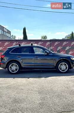 Внедорожник / Кроссовер Audi Q5 2015 в 