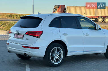 Позашляховик / Кросовер Audi Q5 2015 в 