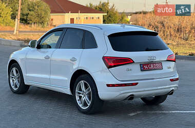 Позашляховик / Кросовер Audi Q5 2015 в 