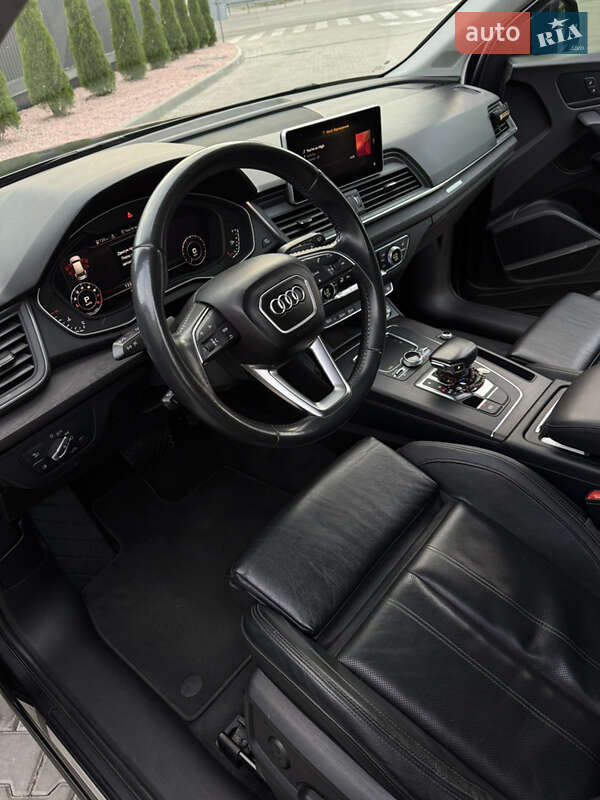 Внедорожник / Кроссовер Audi Q5 2018 в Днепре