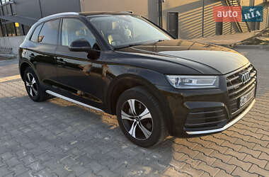 Позашляховик / Кросовер Audi Q5 2018 в Луцьку