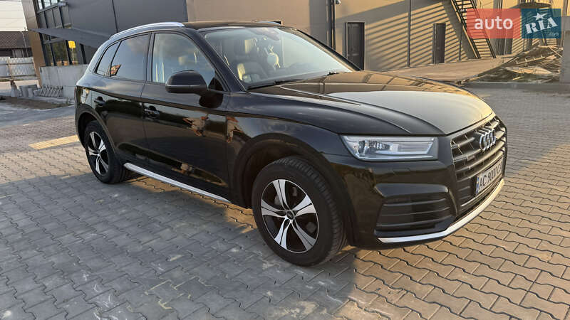 Внедорожник / Кроссовер Audi Q5 2018 в Луцке