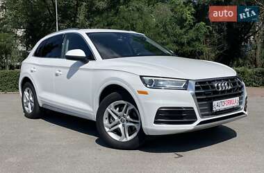 Внедорожник / Кроссовер Audi Q5 2018 в Киеве