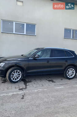 Позашляховик / Кросовер Audi Q5 2012 в Львові