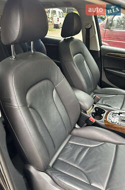 Внедорожник / Кроссовер Audi Q5 2015 в 
