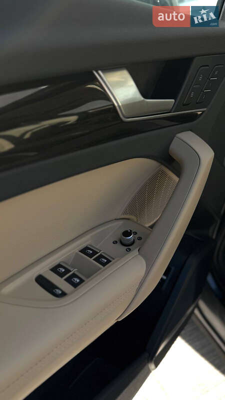 Внедорожник / Кроссовер Audi Q5 2017 в Ровно