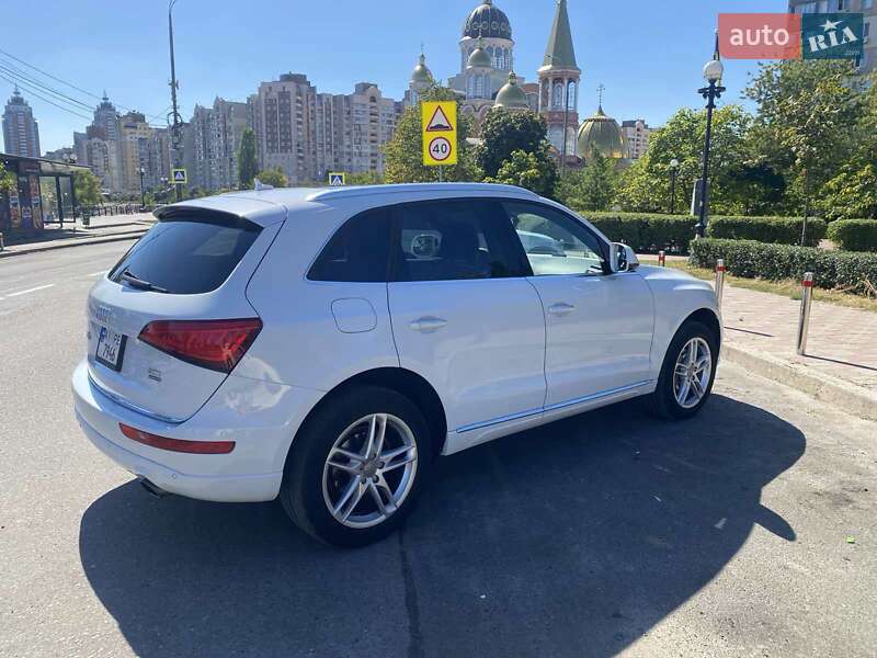 Внедорожник / Кроссовер Audi Q5 2016 в Киеве