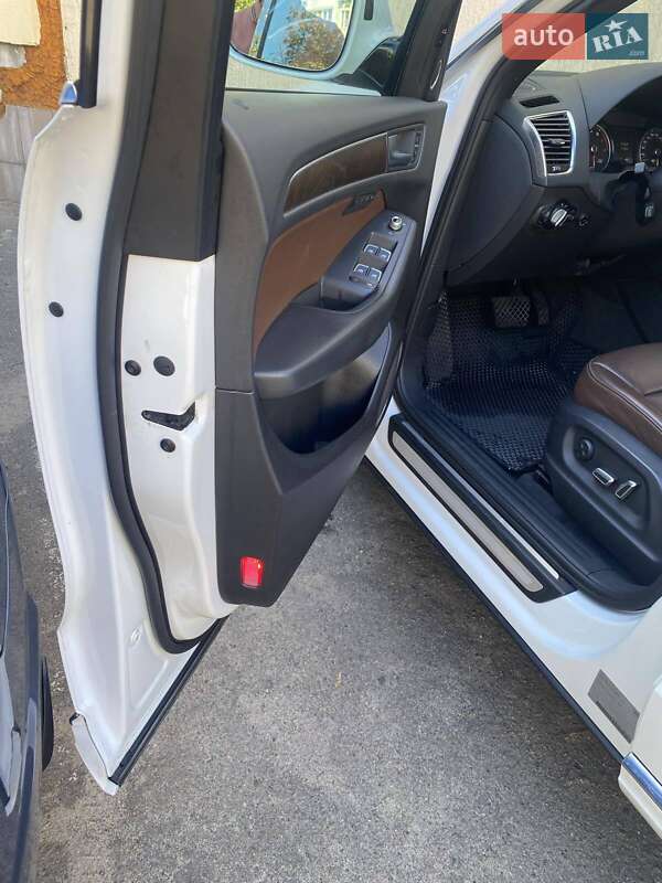 Внедорожник / Кроссовер Audi Q5 2016 в Киеве