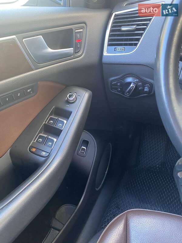 Внедорожник / Кроссовер Audi Q5 2016 в Киеве