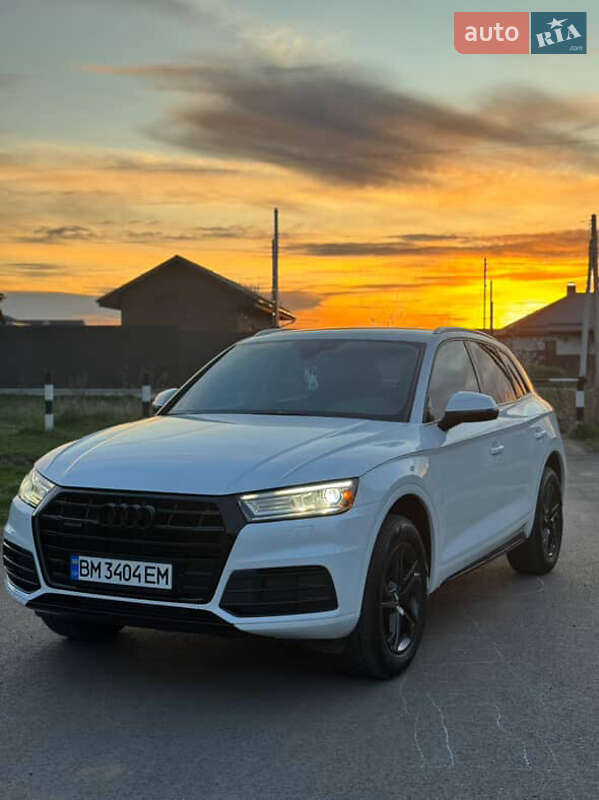 Позашляховик / Кросовер Audi Q5 2017 в Сумах