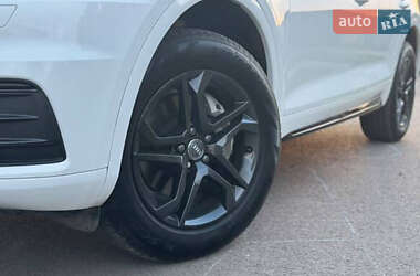 Внедорожник / Кроссовер Audi Q5 2017 в Сумах