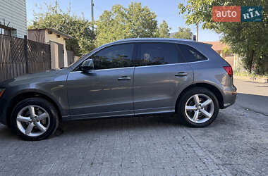 Позашляховик / Кросовер Audi Q5 2017 в 