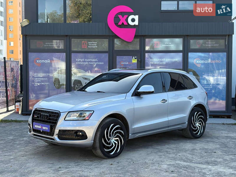 Позашляховик / Кросовер Audi Q5 2015 в 