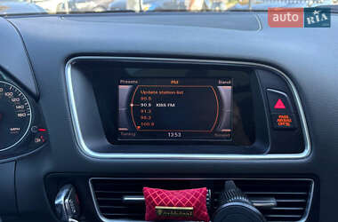 Позашляховик / Кросовер Audi Q5 2015 в 