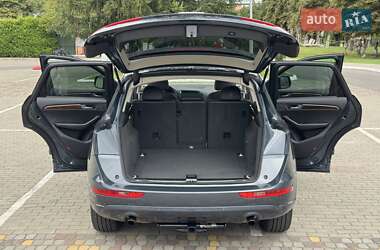 Внедорожник / Кроссовер Audi Q5 2011 в 